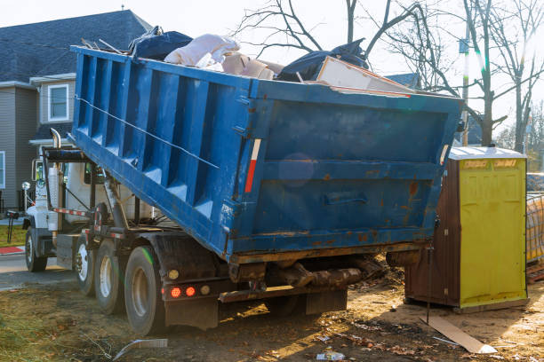 Best Commercial Cleanout Services  in Montgomery, IL